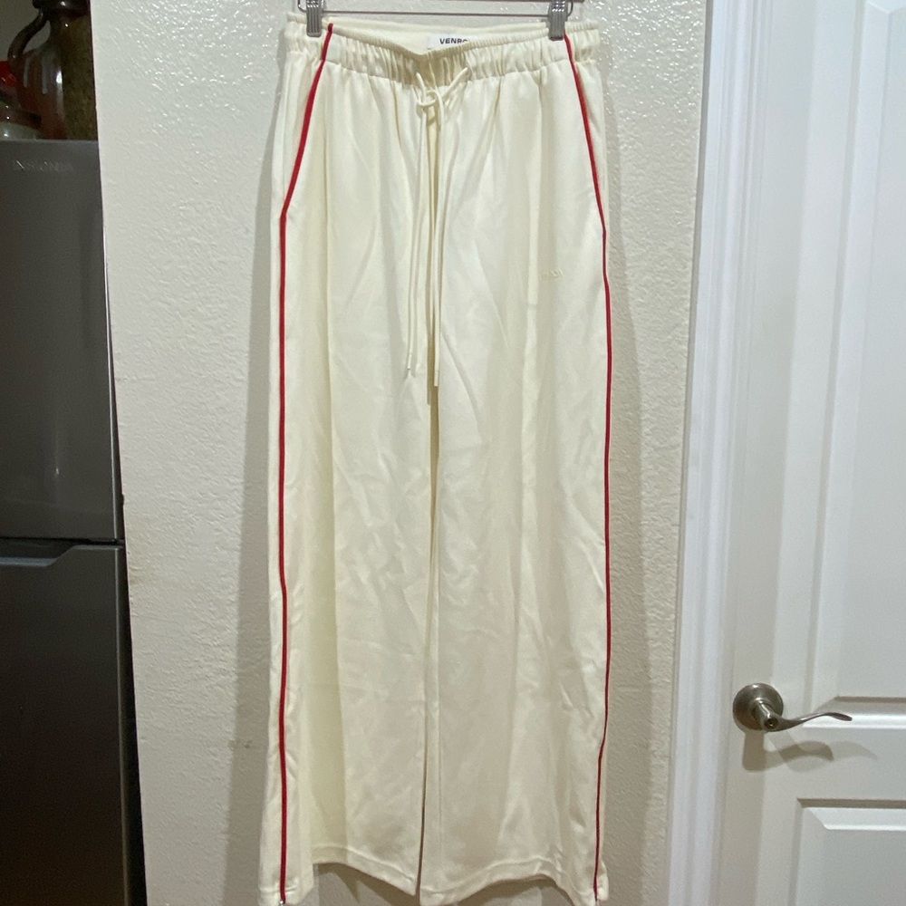 Venroy Cream Wide Leg Pants with Red Side Stripe - Picture 2 of 9